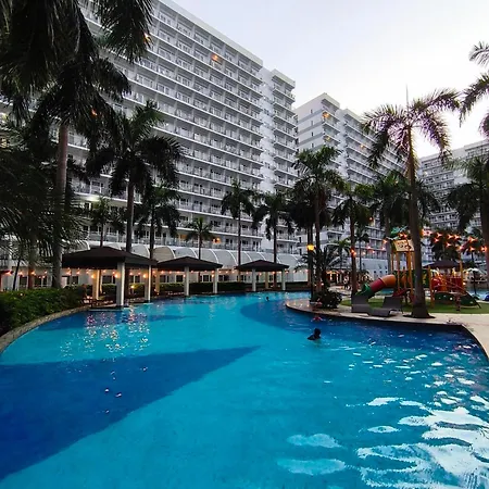 Moa Staycation Shell Residences