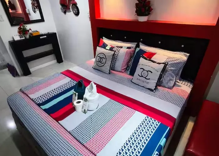 Moa Staycation Shell Residences * Manila