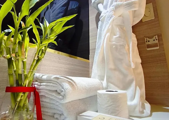 Moa Staycation Shell Residences Apartahotel